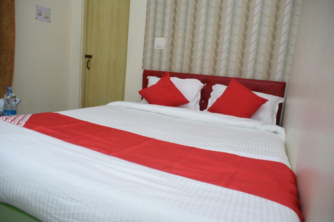 Oyo 45320 Hotel Mars Agartala Exterior photo